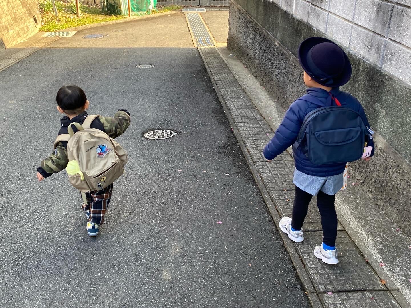２歳と４歳の息子